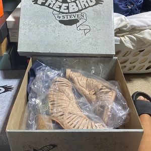 Free Bird Bela Sandal